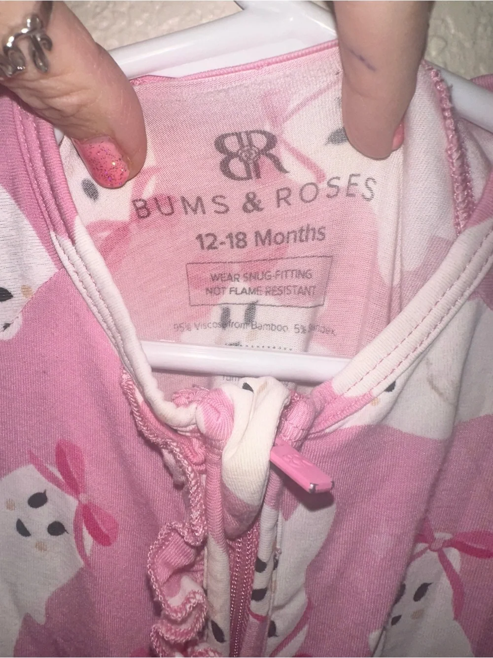 Bums & Roses Zippy - Picture 4 of 8